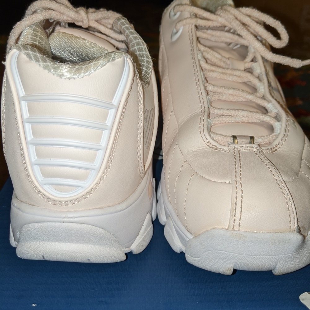 KSwiss ST329 CMF Light Pink Chunky Sneaker 7.5